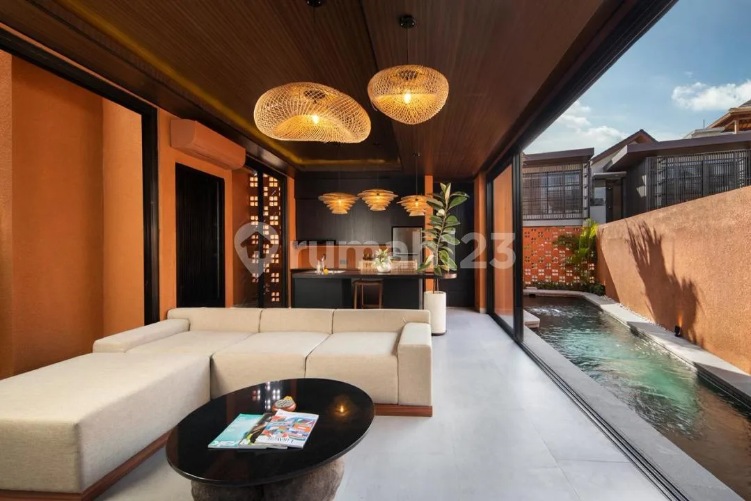 Villa Modern 3 Lantai di Canggu Dekat Pantai Batu Bolong Bali - Image 4 of 4