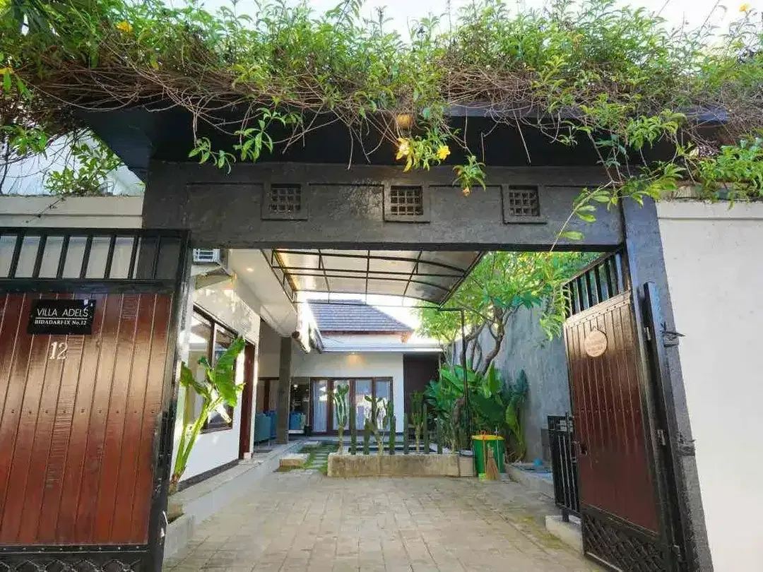 Villa Nyaman 3 Bedroom Seminyak Lokasi Strategis - Image 6 of 10