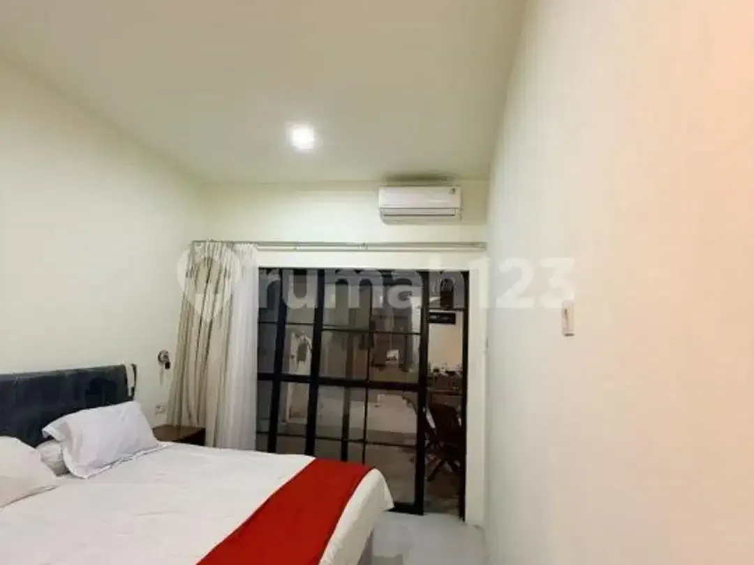 Investasi Villa Lingkungan Sejuk dan Tenang Cocok untuk Disewakan - Image 9 of 10