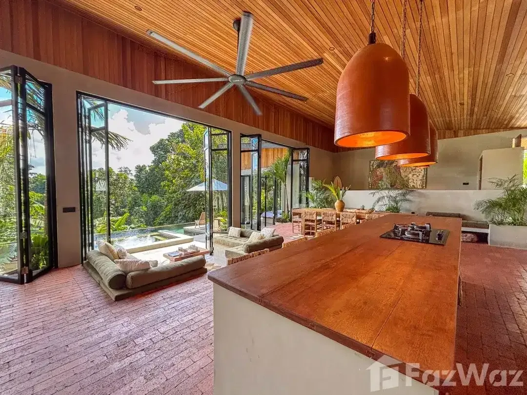 4 Bedroom Villa for sale in Kediri, Bali - Image 3 of 10