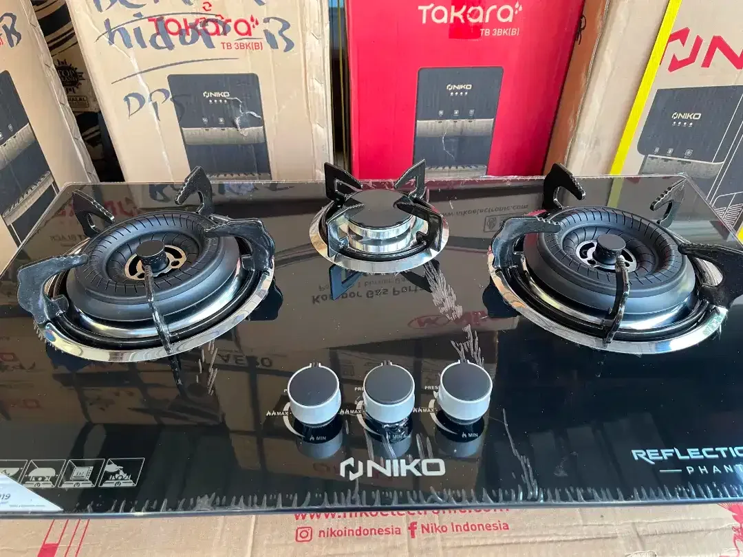 Niko black phantom kompor gas kaca tanam 3 tunggku bisa duduk juga - Image 1 of 1