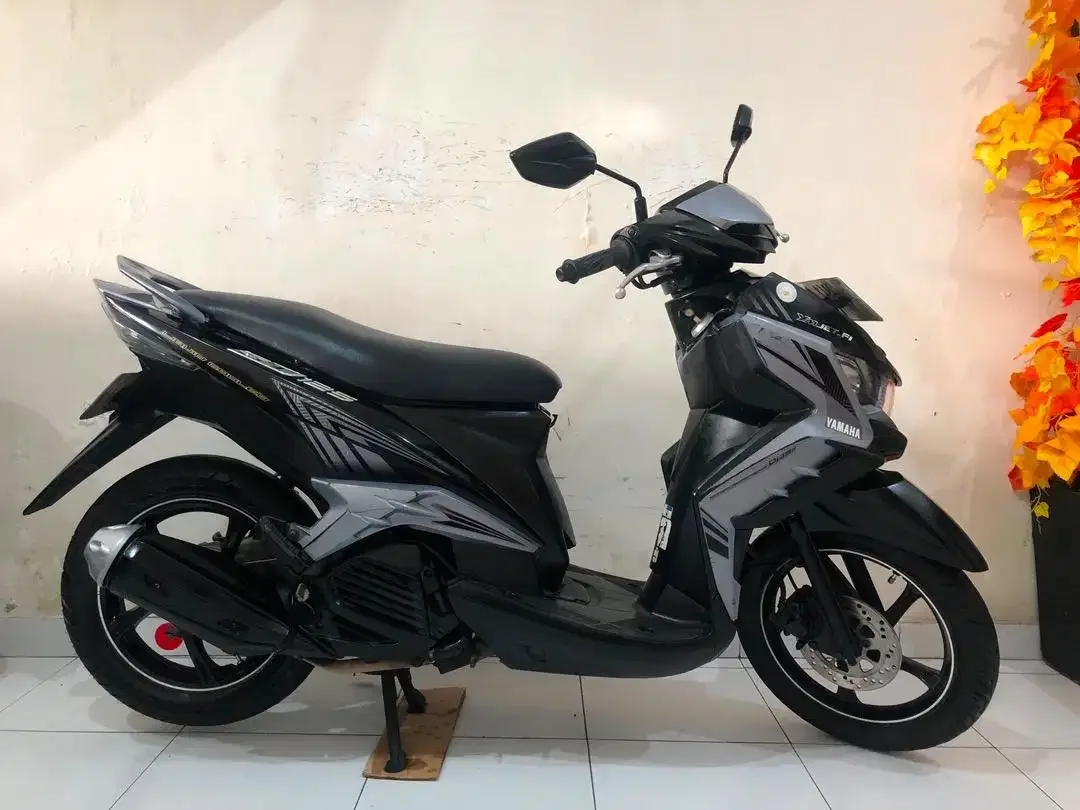Yamaha Xeon GT 125 Fi Th.2014 hitam!! - Image 1 of 8