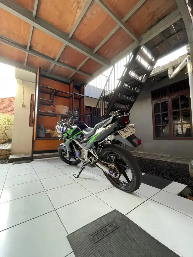 Ninja R 2015 hitam - Image 7 of 7