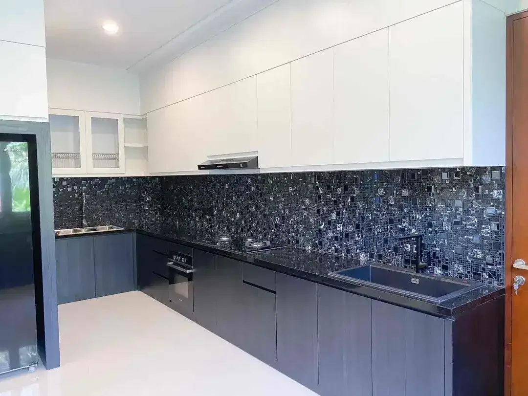 Di jual Brand New Villa Full Furnished Di Bumbak umalas Kerobokan - Image 6 of 10