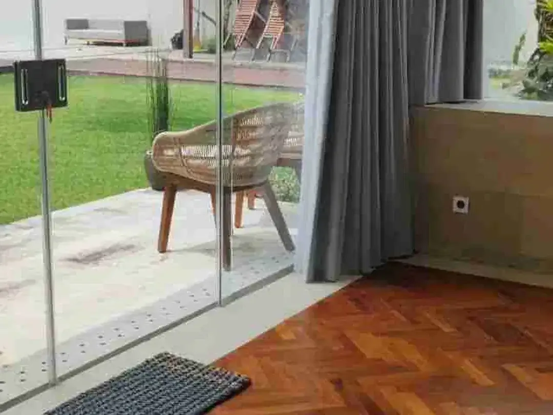 VILLA LANTAI II VIEW SAWAH DAN GUNUNG BARU HABIS RENOVASI DIJUAL HITUNG HARGA TANAH SAJA DI TUKA BABAKAN CANGGU BALI - Image 9 of 10