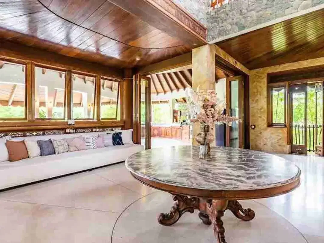 Villa Ethnic Premium dan Elegant pantai Berawa Canggu - Image 6 of 10