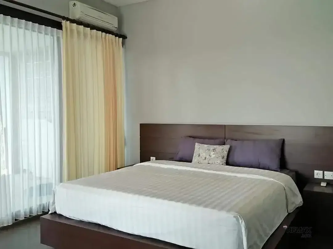 Rumah Lokasi Strategis dekat dengan Pantai Disewakan, di Ungasan - Image 3 of 10