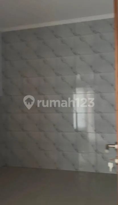 Dikontrakan Rumah Baru Lokasi Batuyang, Gianyar - Image 2 of 4