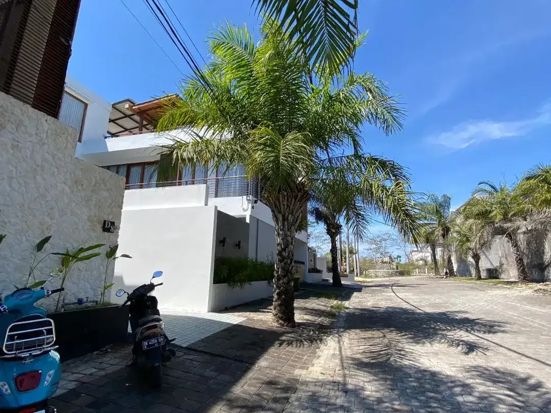 Villa Tropical Minimalis Kawasan Cluster Elite Nusa Dua Dekat Pantai Pandawa - Image 9 of 10