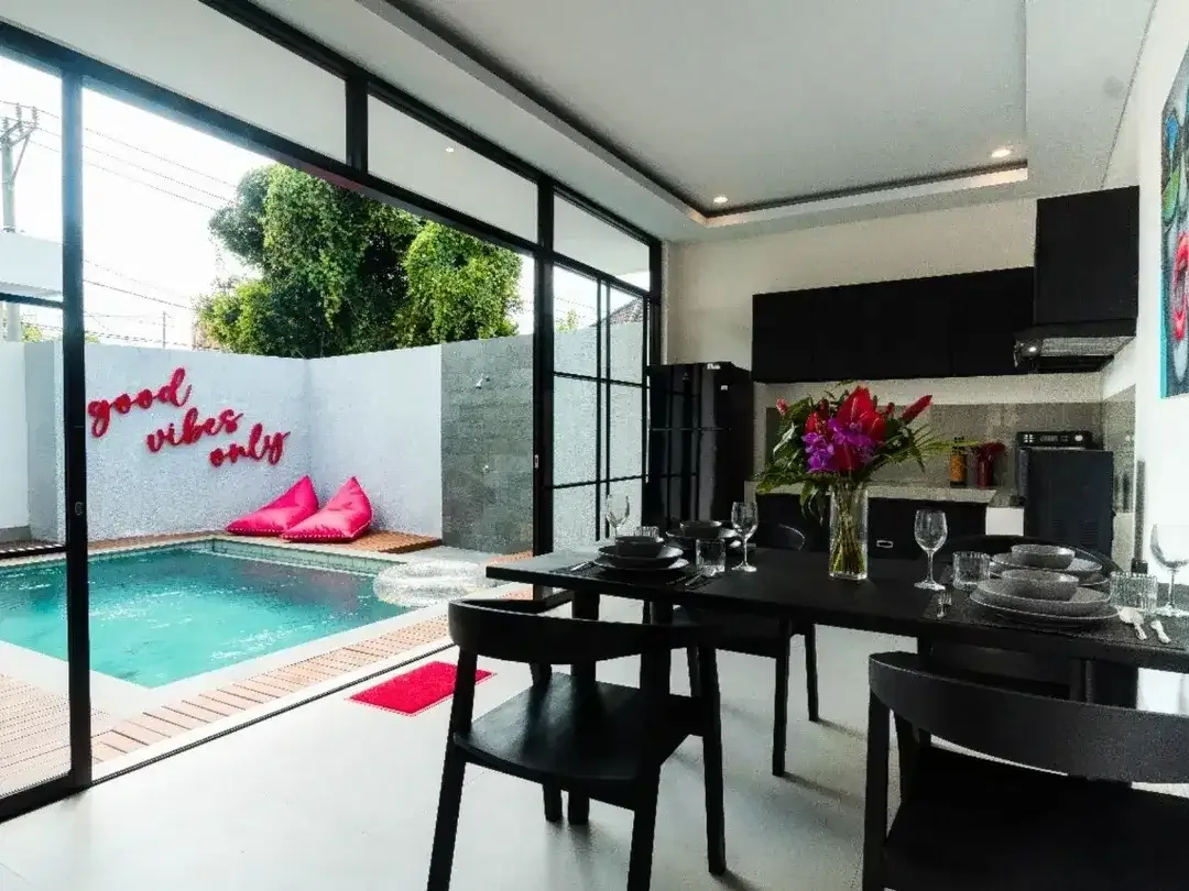 LEASEHOLD 26.5 Years IDR 4,2 Billion – Stylish Modern Villa in Umalas - Image 7 of 10