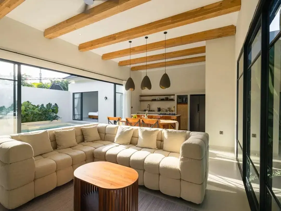 BRAND NEW LUXURY VILLA IN SANUR - Image 2 of 10