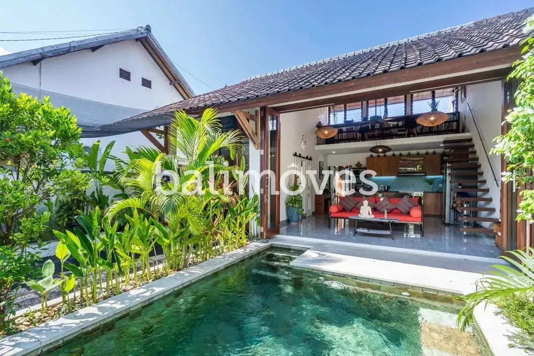 Villa Modern Cantik dengan Tiga Kamar Tidur di Sanur - Image 4 of 10