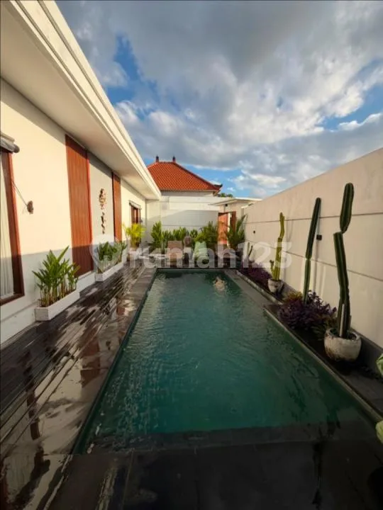 Semi Furnished Villa Batu Belig Kerobokan - Image 1 of 4