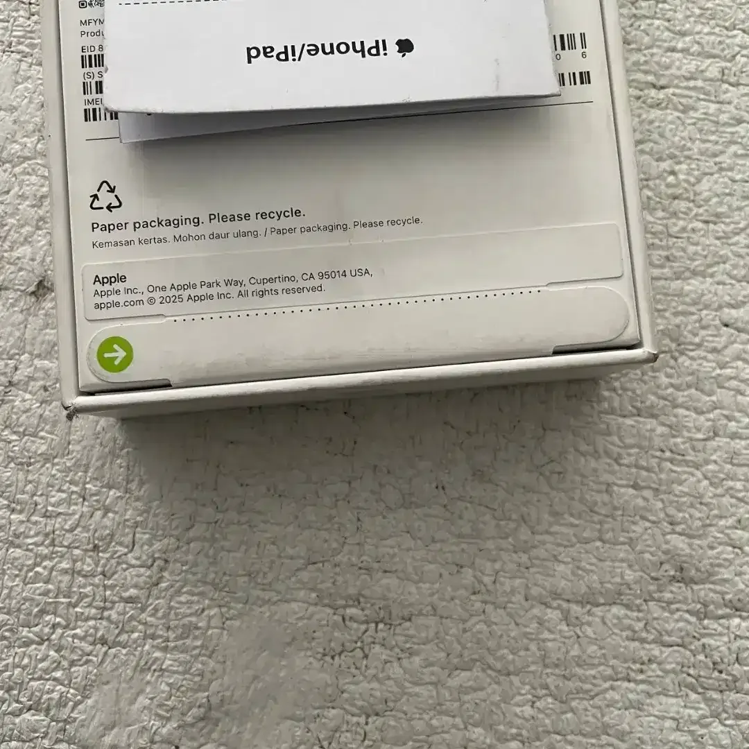 iPhone 17 Pro Max iBox PA/A Warna Silver 256GB -New segel. - Image 3 of 4