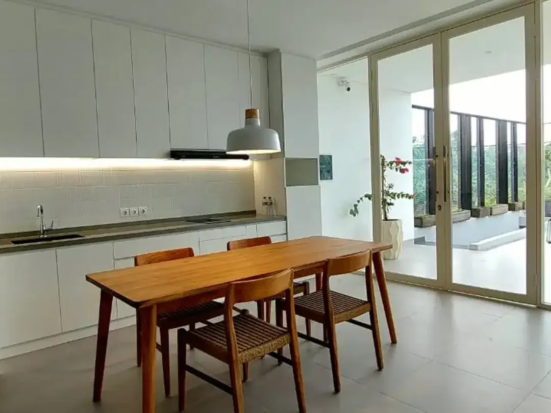Brand New 3-Storey Villa for Rent – Hidden Gem in Padang Galak, Sanur - Image 7 of 10