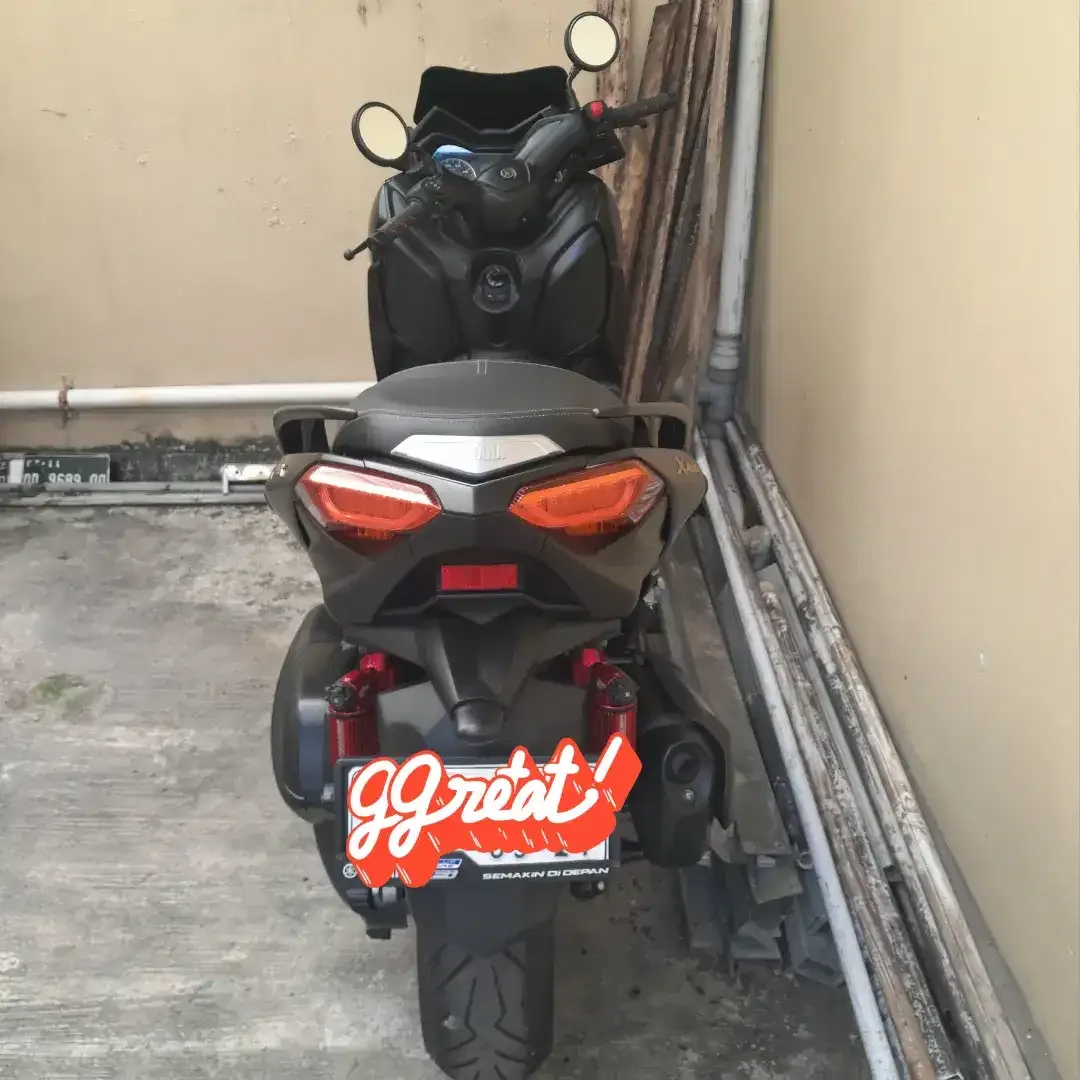 Yamaha Xmax 2022 - Image 2 of 2