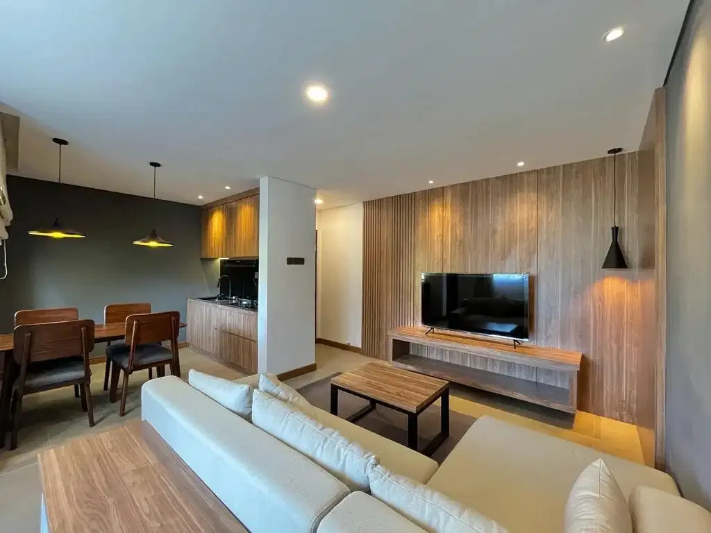 Cozy 1 Bedroom Modern Low-rise Apartment With Private Balcony - Image 8 of 10