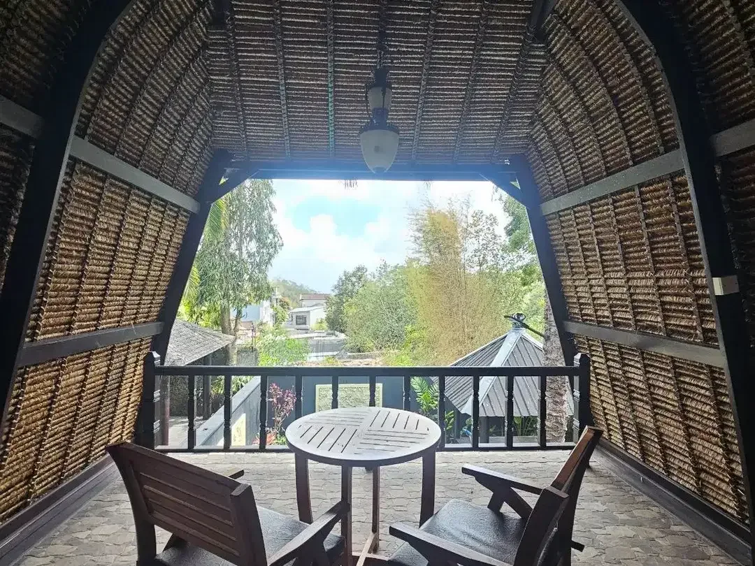 Villa dengan Desain Unik Arsitektur Nusantara Dijual di Balangan - Image 9 of 10