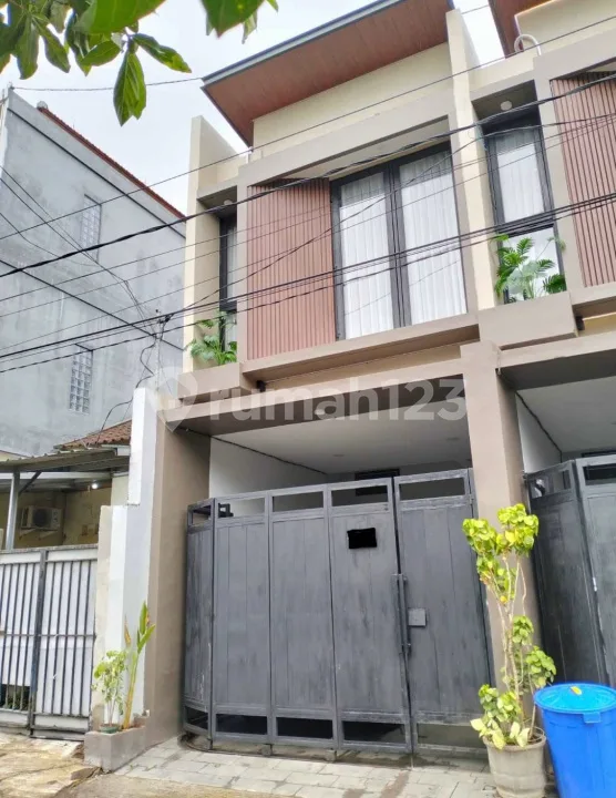 For Rent Rumah Renon - Image 1 of 4
