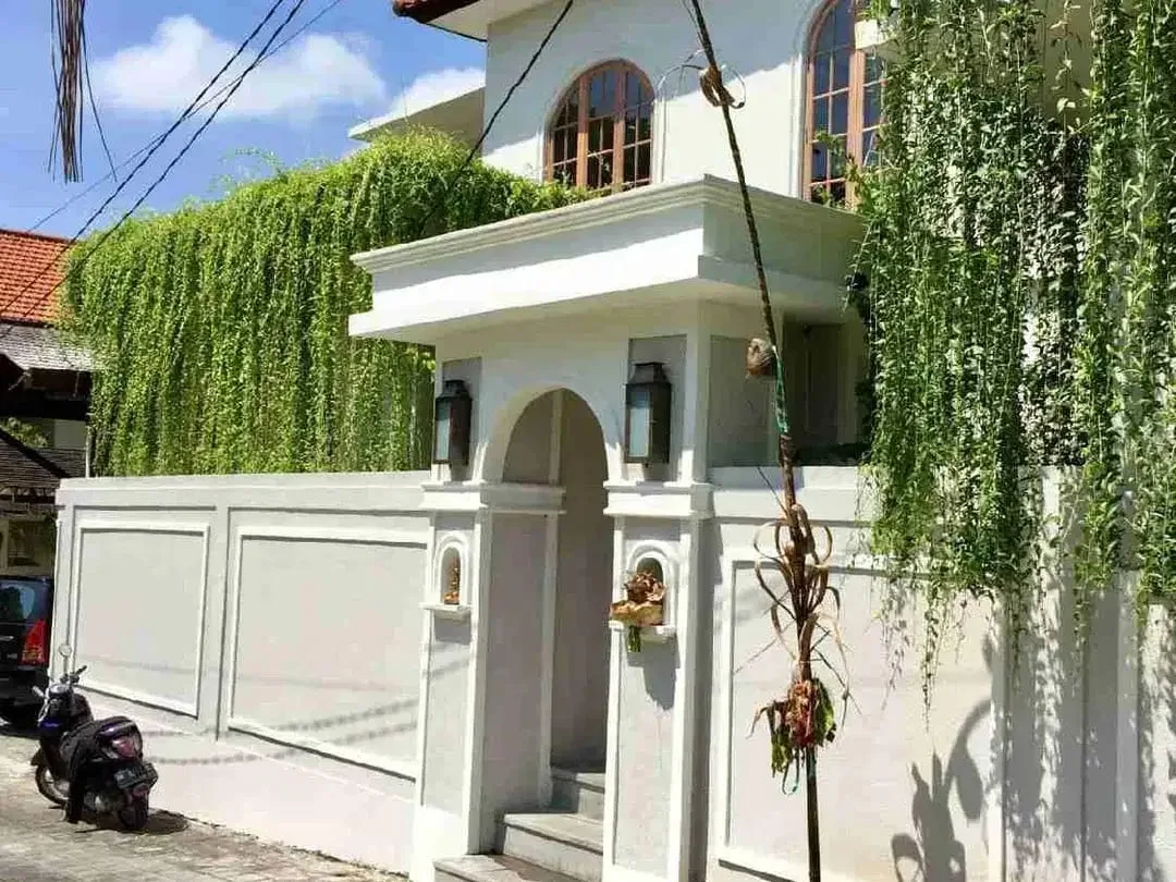 DIJUAL VILLA CANGGU KAYUTULANG SELATAN COCOK UNTUK HUNIAN ATAU DIKOMERSILKAN - Image 1 of 10