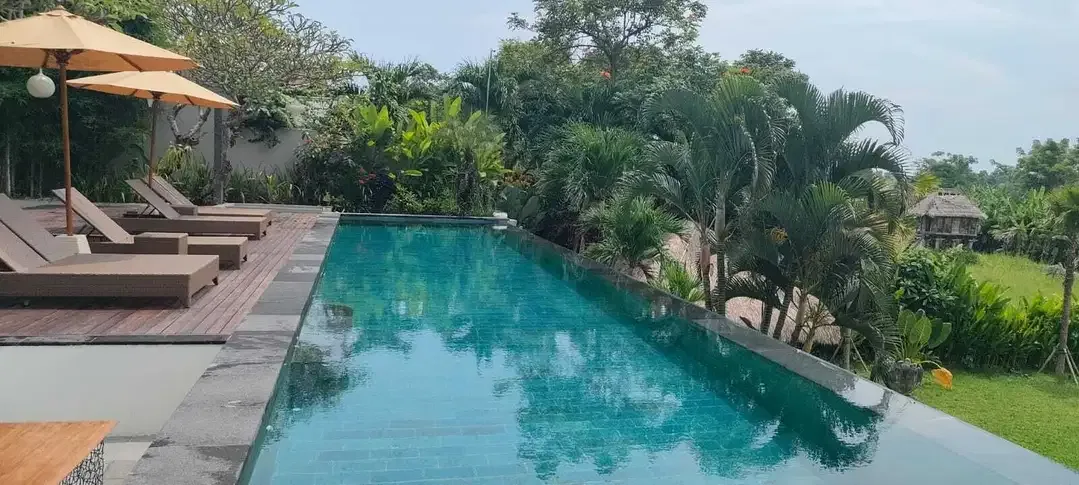 RICEFIELD VIEW VILLA IN BABAKAN CANGGU - Image 1 of 10
