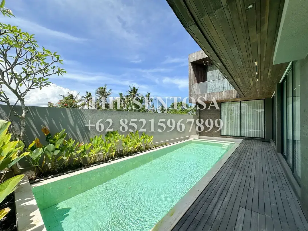 LUXURY MODERN 3 BEDROOMS VILLA NEAR BEACH AT CEMAGI - Image 1 of 10