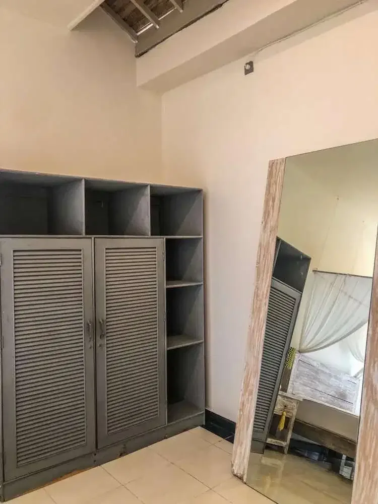 DIJUAL VILLA MINIMALIS FURNISHED LOKASI PERERENAN - Image 9 of 10