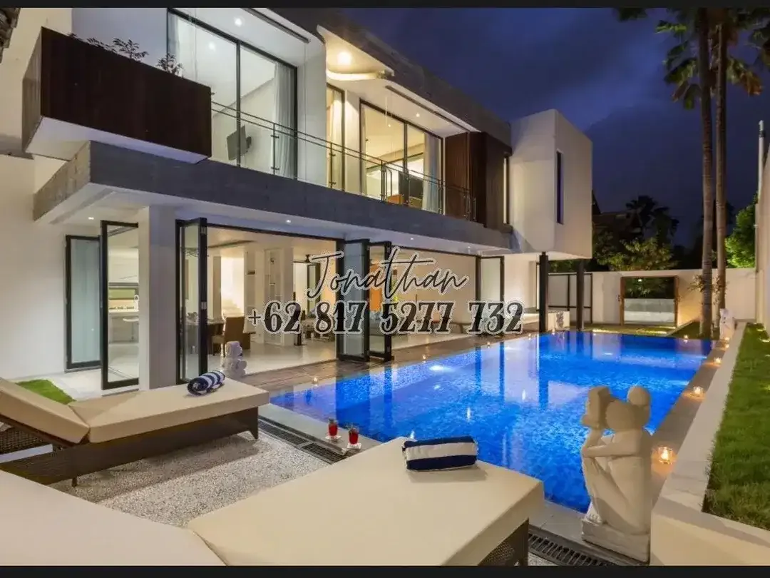 Dijual Villa Mewah SHM 4 Kamar Private Pool Lokasi Prime Dekat Finns Beach Club Berawa Bali - Image 1 of 10
