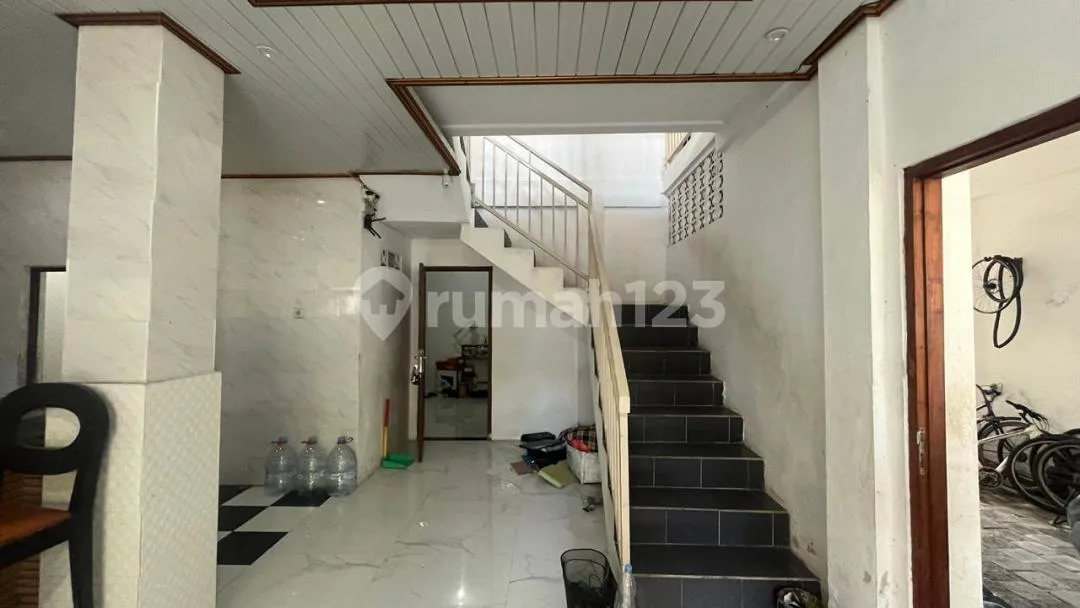 Siap Huni Rumah 6 Kamar di Denpasar Barat Sl - Image 1 of 4