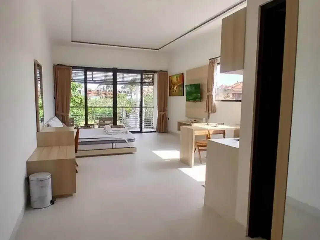 Modern & Spacious 1Br Apartment With Scenic View In Munggu-Seseh - Image 2 of 10
