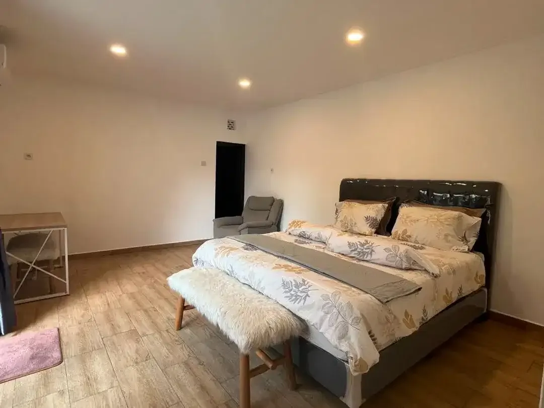 Cozy & Clean Modern 1BR Sanctuary with Pool in Prime Sanur – Near ICON Bali & BIH - Image 2 of 10