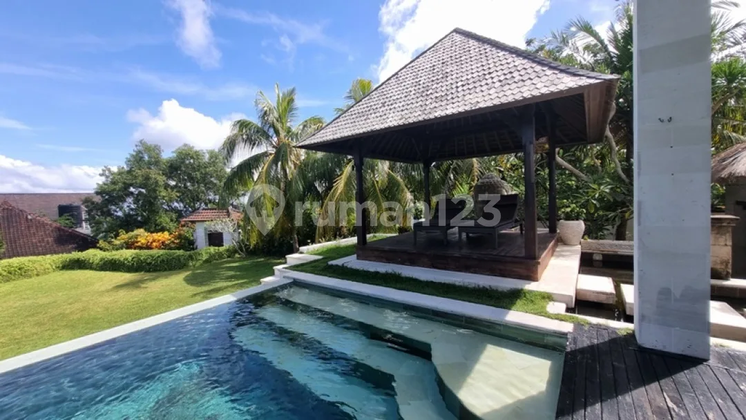 Full Ocean View!! Villa With Spacious Garden Close To Padang-Padang - Image 4 of 4