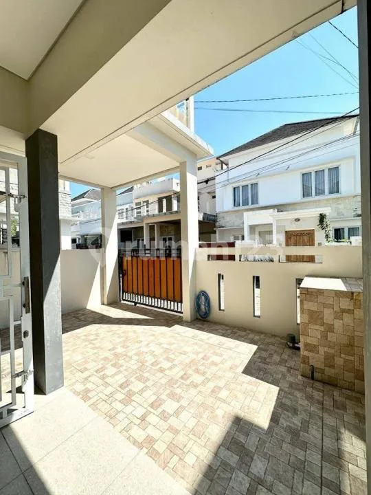 Rumah 3Br Full Furnished One Gate Jimbaran Badung Bali - Image 1 of 4