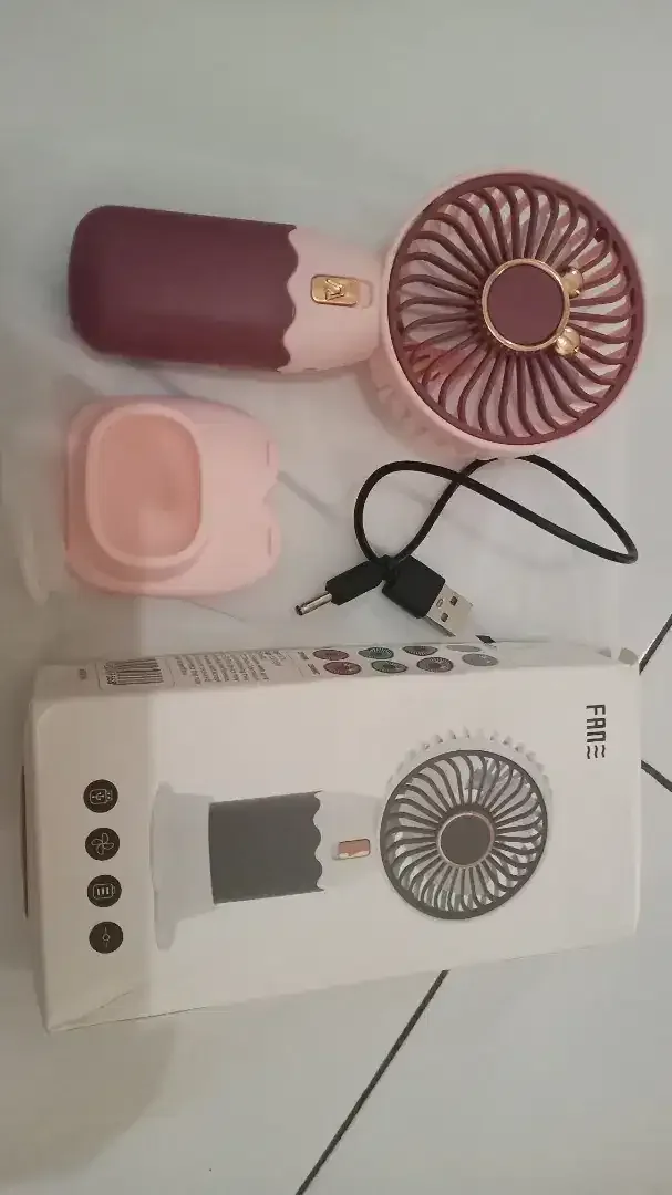 30rb Dijual Murah Kipas Angin Mini Fan Genggam Cute Portable (BARU) - Image 8 of 10