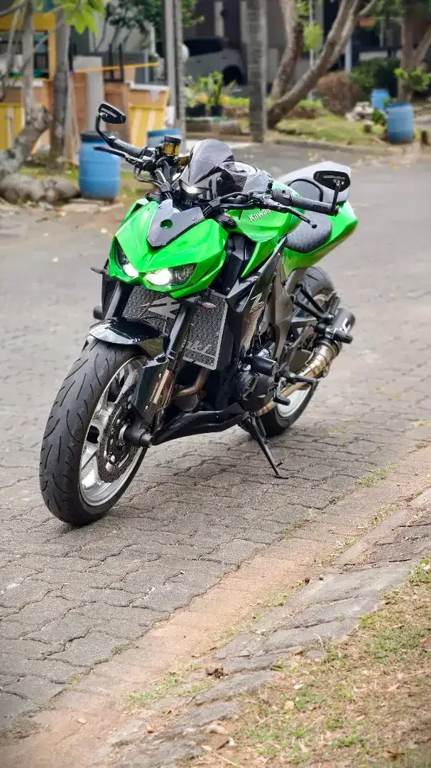 Kawasaki z1000 sugomi 2014 FP, full mulus, cakep - Image 9 of 10