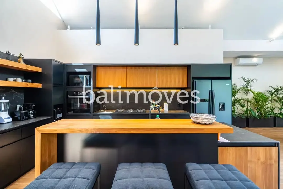 Villa Bagus 4 Kamar Tidur Diatas Tanah 400m2 Di Tepi Pantai Sanur - Image 9 of 10