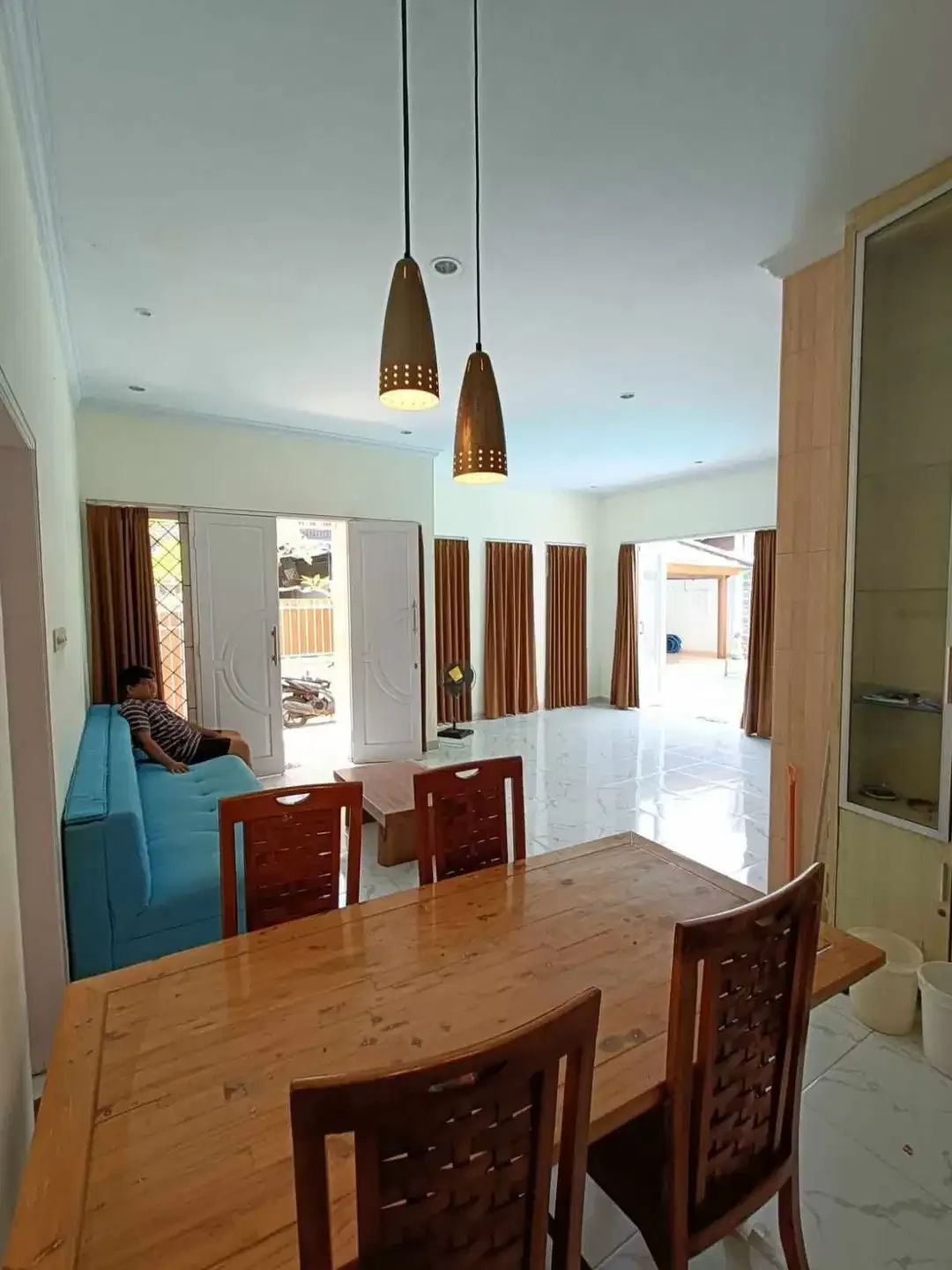Villa Renon diarea Tukad Banyuning Denpasar - Image 2 of 10