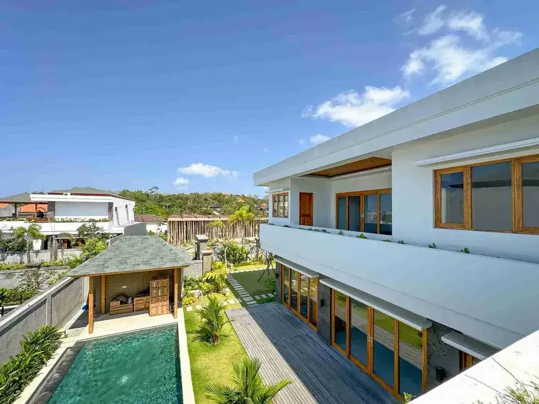 DIJUAL VILLA MEWAH BARU DENGAN 4 KAMAR TIDUR DAN PEMANDANGAN LAUT DI PECATU BALI - Image 9 of 10