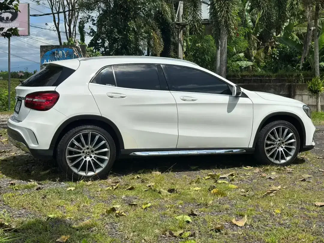 Dijual GLA 200 2019 putih, KM44ribu - Image 8 of 10