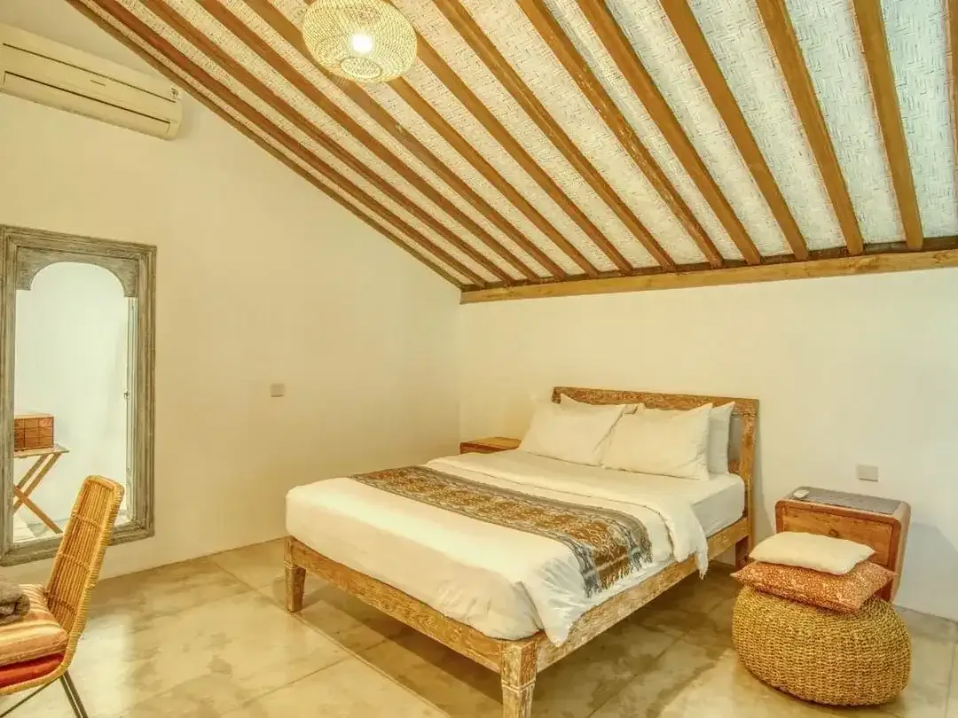 A Hidden Gem in South Ubud - Freehold Spacious Villa in a Natural Setting - Image 2 of 10