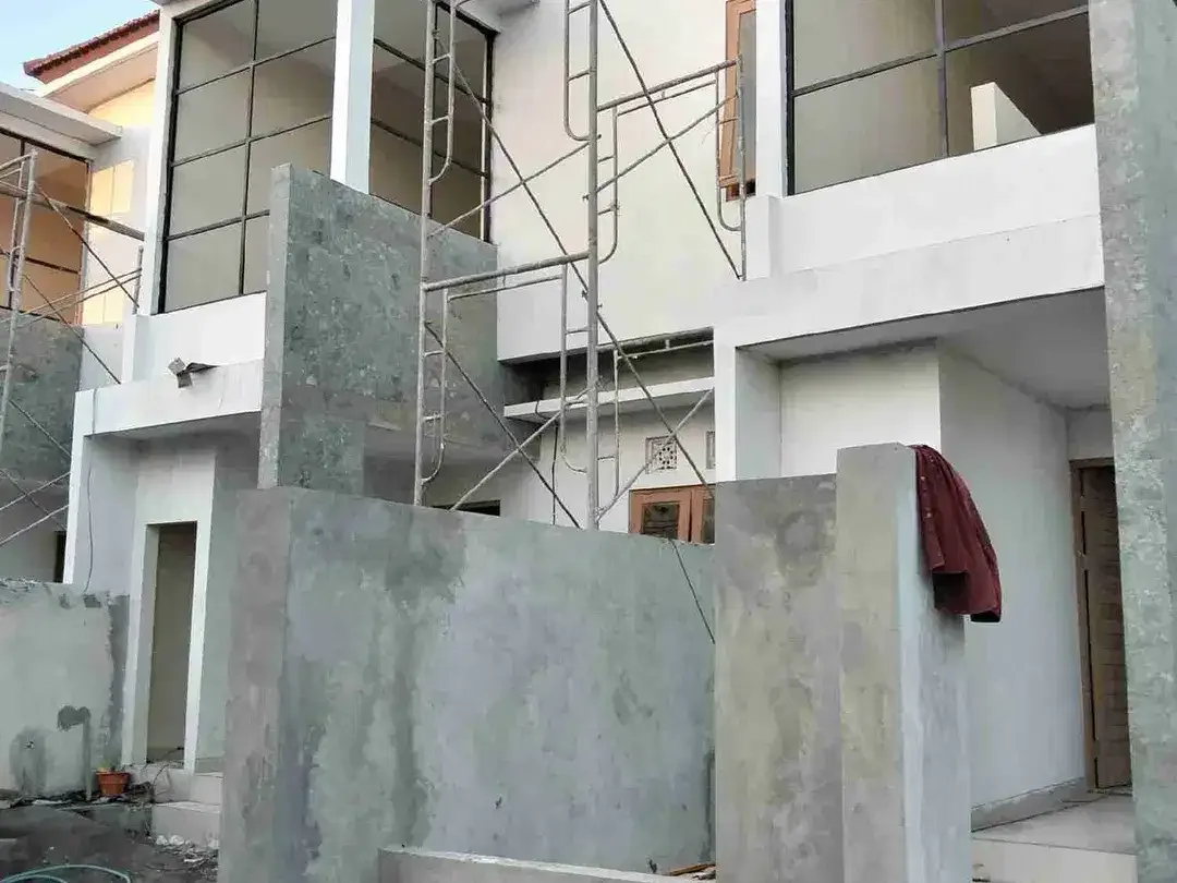Dijual 3 unit rumah baru tahap finishing sudah 90%
Lokasi dekat pusat kota Denpasar
jalan gunung andakasa padangsambian - Image 10 of 10