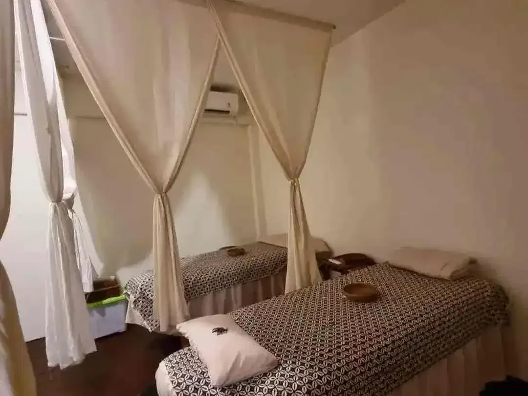 SEWA ruko furnished  SIAP PAKAI LANTAI 2 KEROBOKAN - COCOK SALON SPA - Image 5 of 8
