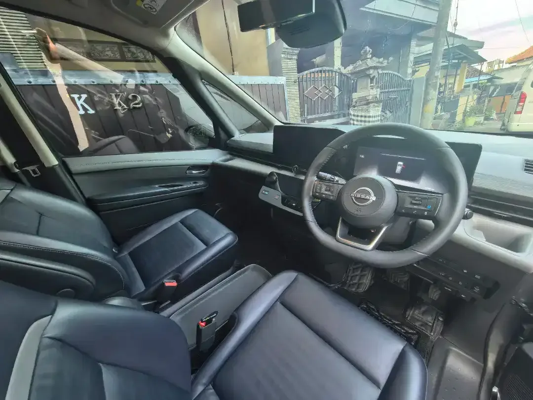 Nissan Serena E-Power 2024 - Image 7 of 8