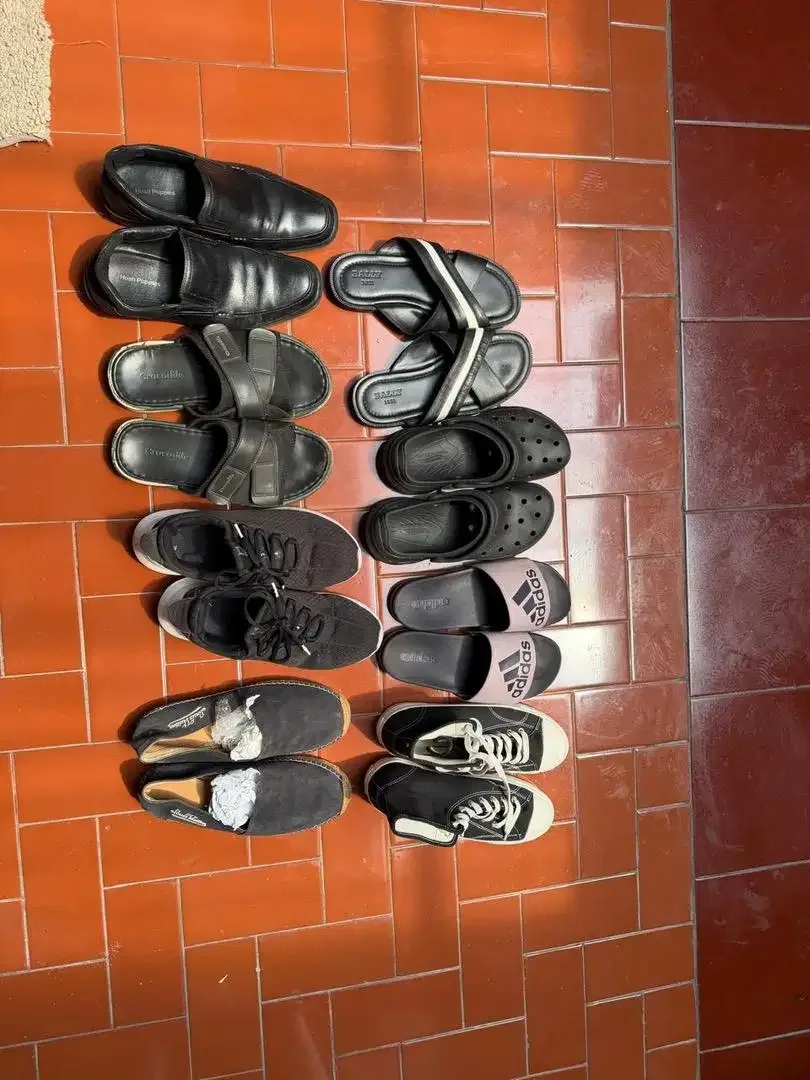 Dijual sepatu dan sandal branded original - Image 2 of 3
