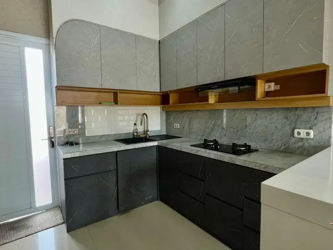 Villa Freehold 2 Kamar Tidur dengan Private Pool Dijual di Kerobokan - Image 4 of 8