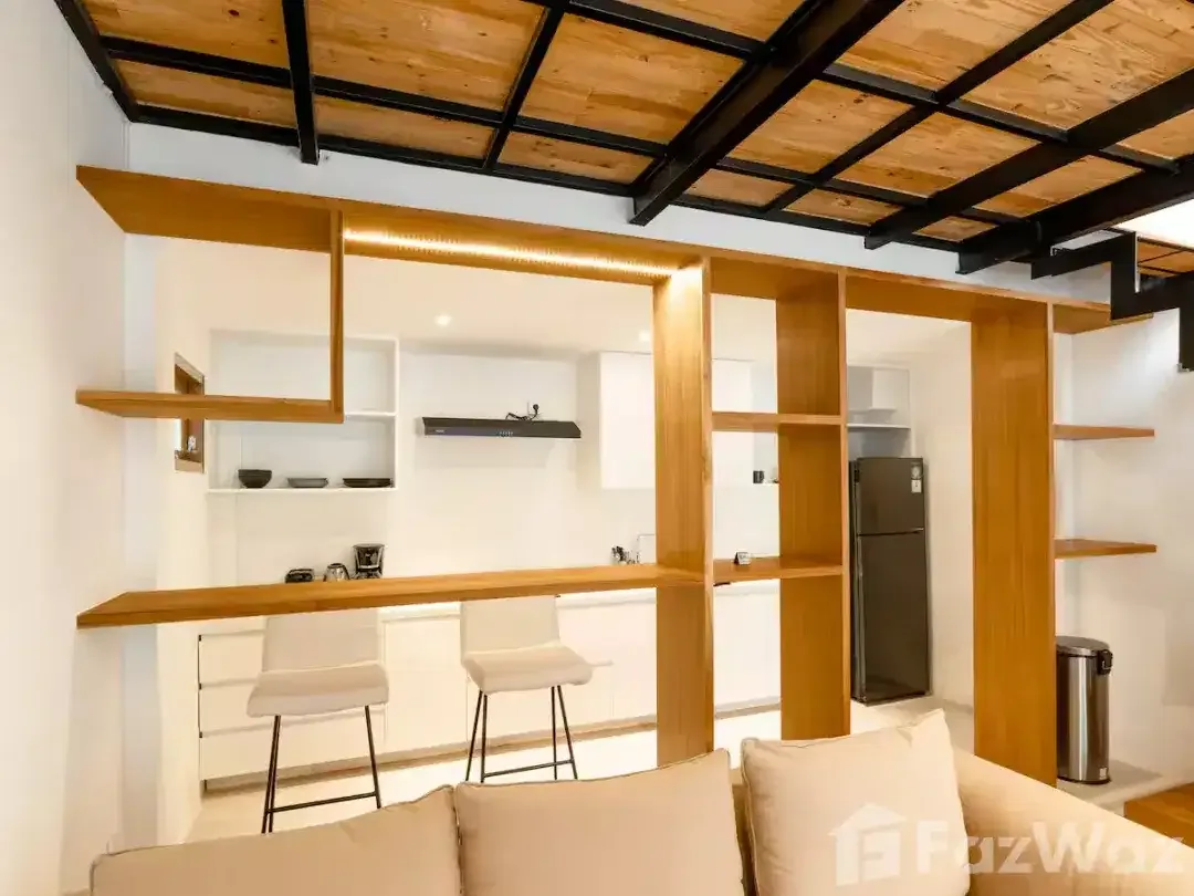 Leasehold Charming 1-BR Loft in Berawa - Canggu, Bali - Image 8 of 10
