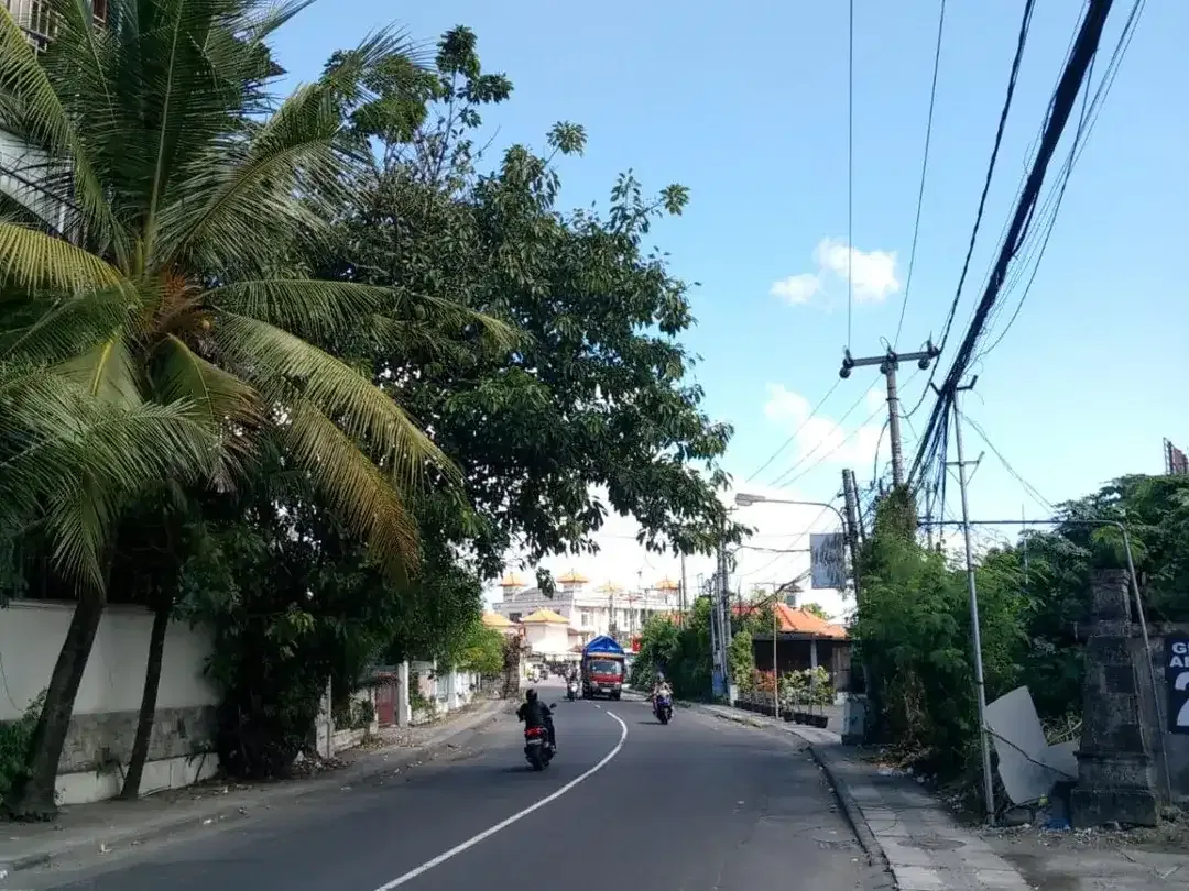 TANAH STRATEGIS DI JALAN UTAMA GRIYA ANYAR PEMOGAN DENPASAR - Image 2 of 5