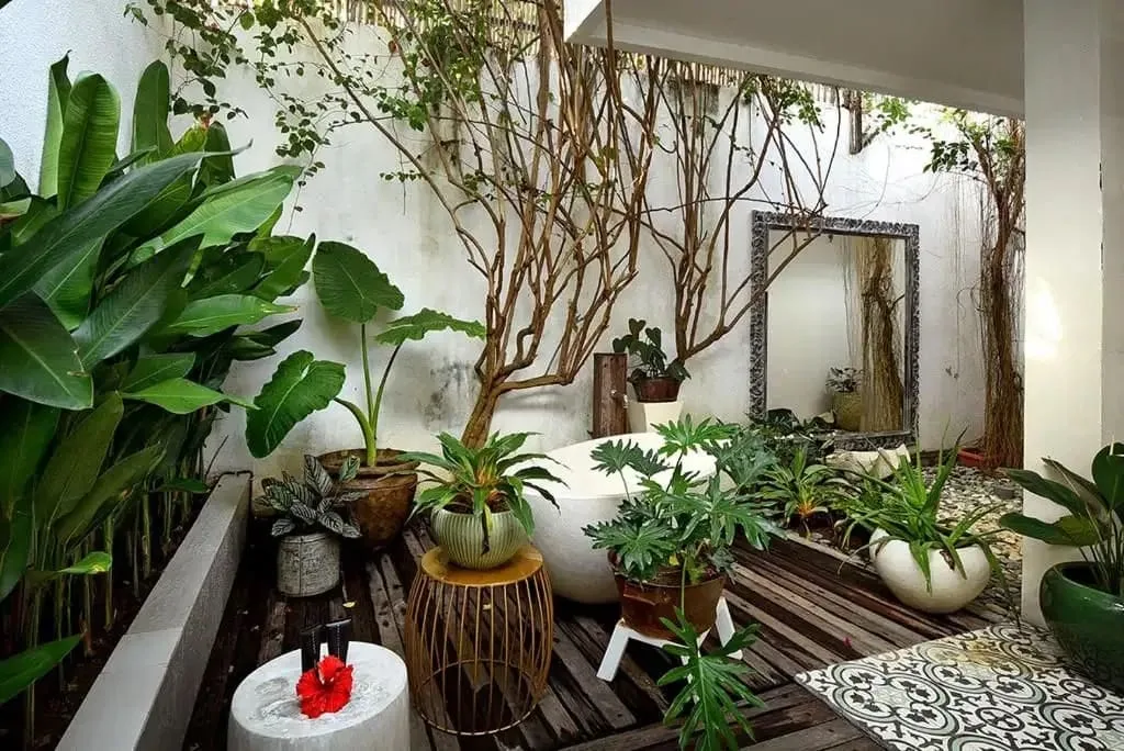 Villa 4 Kamar Tidur Lokasi di dekat Pantai Berawa Canggu - Image 10 of 10