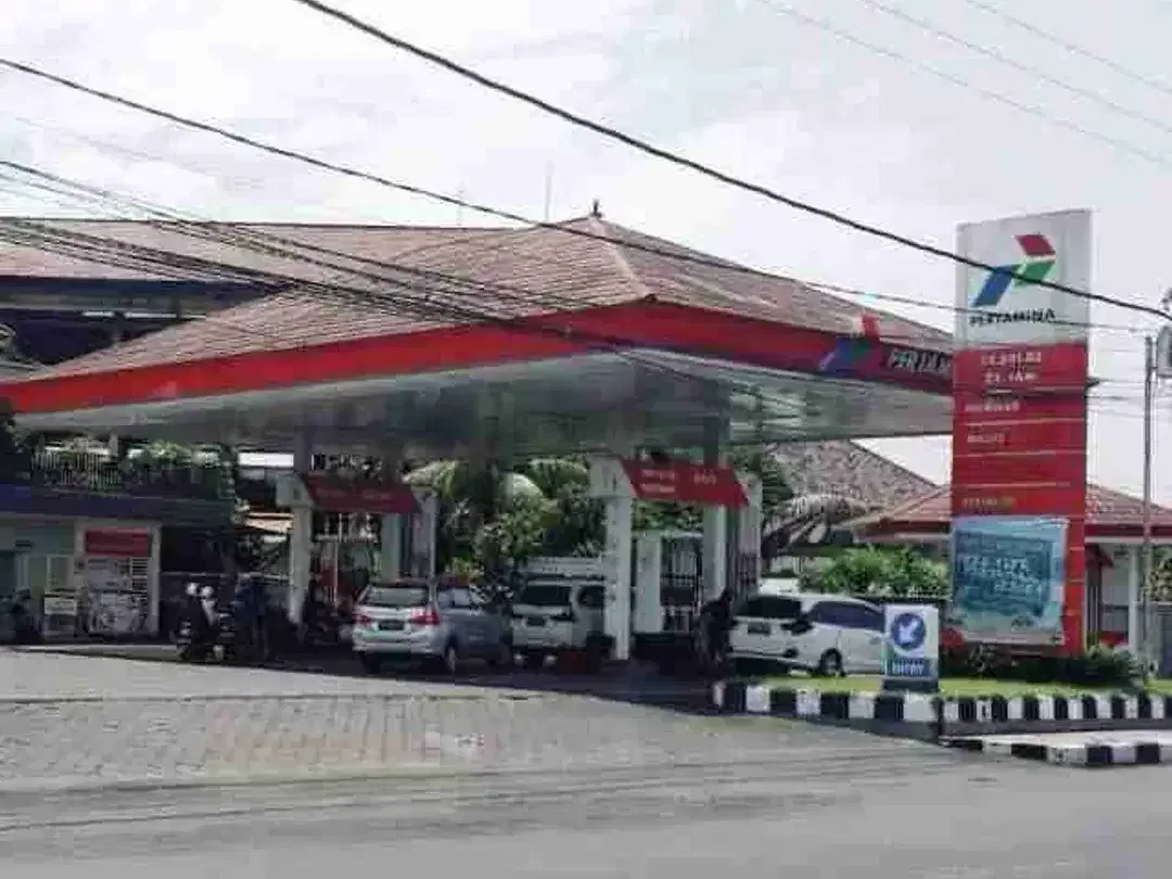 SPBU Aktif di Jalan Utama WR Supratman Denpasar - Image 4 of 6