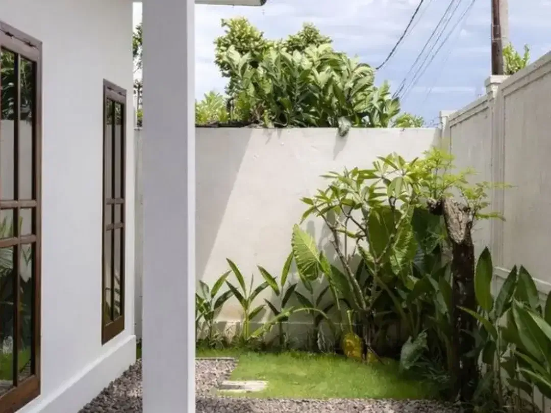 RUMAH STRATEGIS DEKAT KEROBOKAN DI TANGKUBAN PERAHU DENPASAR - Image 6 of 10